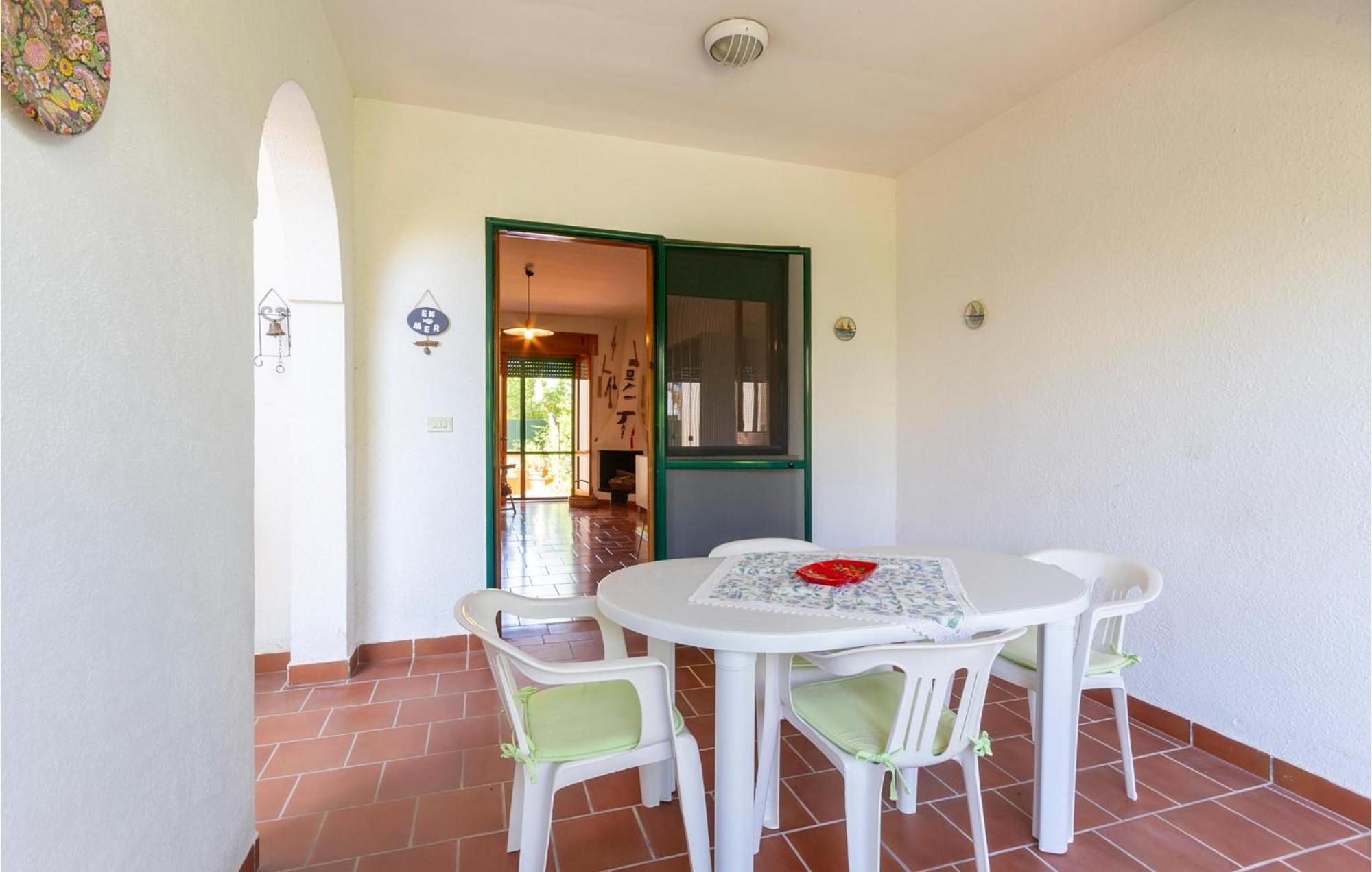 Awesome Home In Manduria With Kitchen 외부 사진